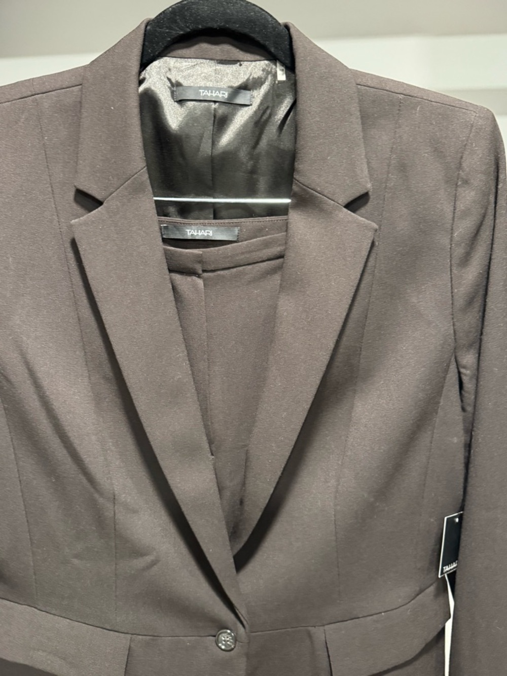 Tahari Two Piece Pant Suit in Mink